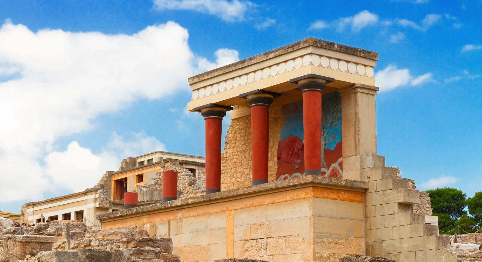 Knossos-Palace-Archaeological-site-Knossos-Greece-IML-Travel